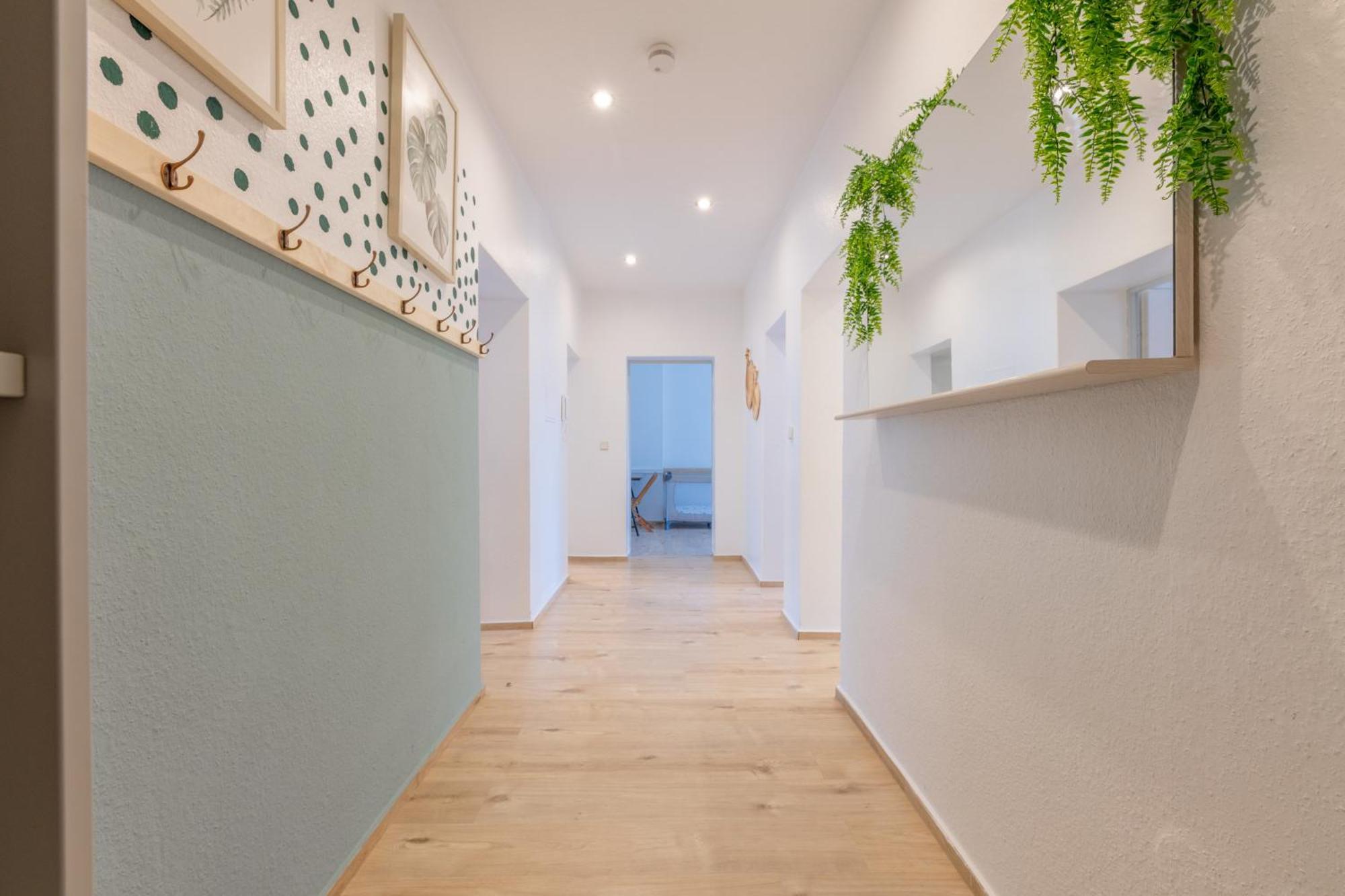 Stay Awesome - Urban Jungle Apartment Zentral, Wilhelmshoehe Кассель Экстерьер фото
