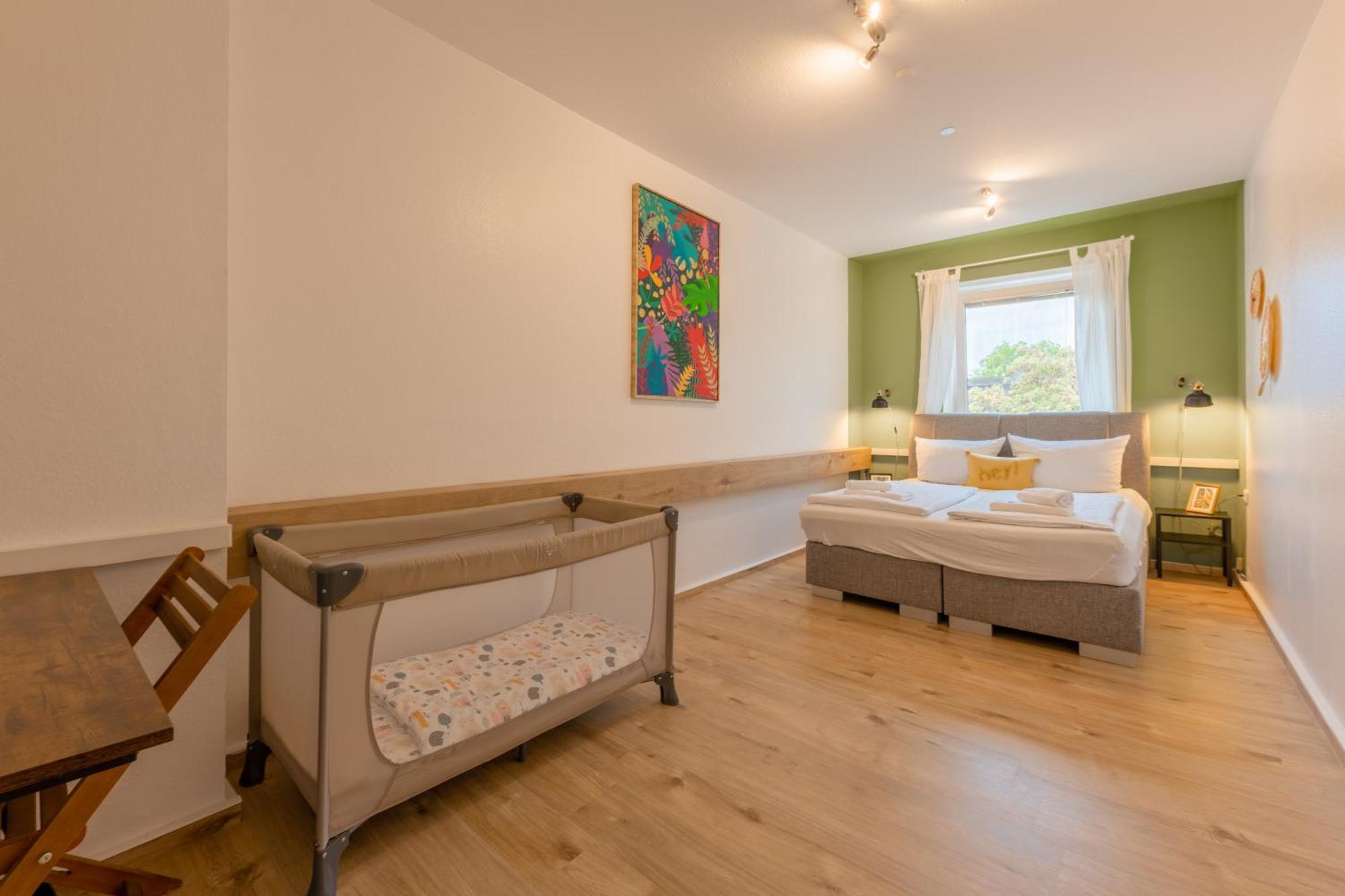 Stay Awesome - Urban Jungle Apartment Zentral, Wilhelmshoehe Кассель Экстерьер фото
